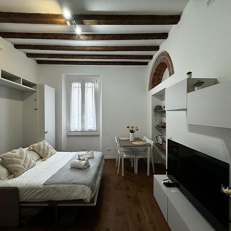 Regina Milano In Corso Lodi - Sky Tv, Wifi E Breakfast Box 아파트 외부 사진