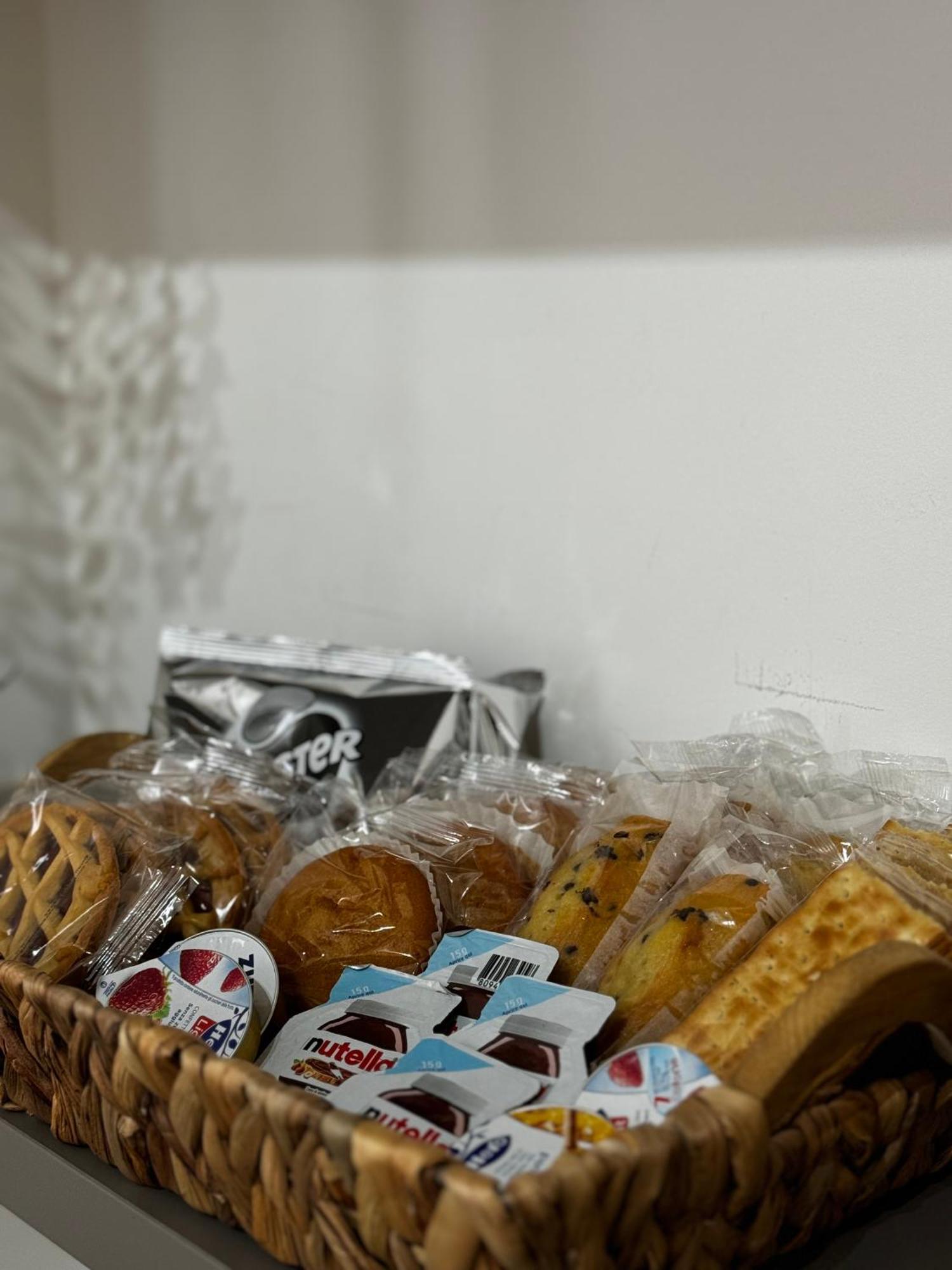 Regina Milano In Corso Lodi - Sky Tv, Wifi E Breakfast Box 아파트 외부 사진
