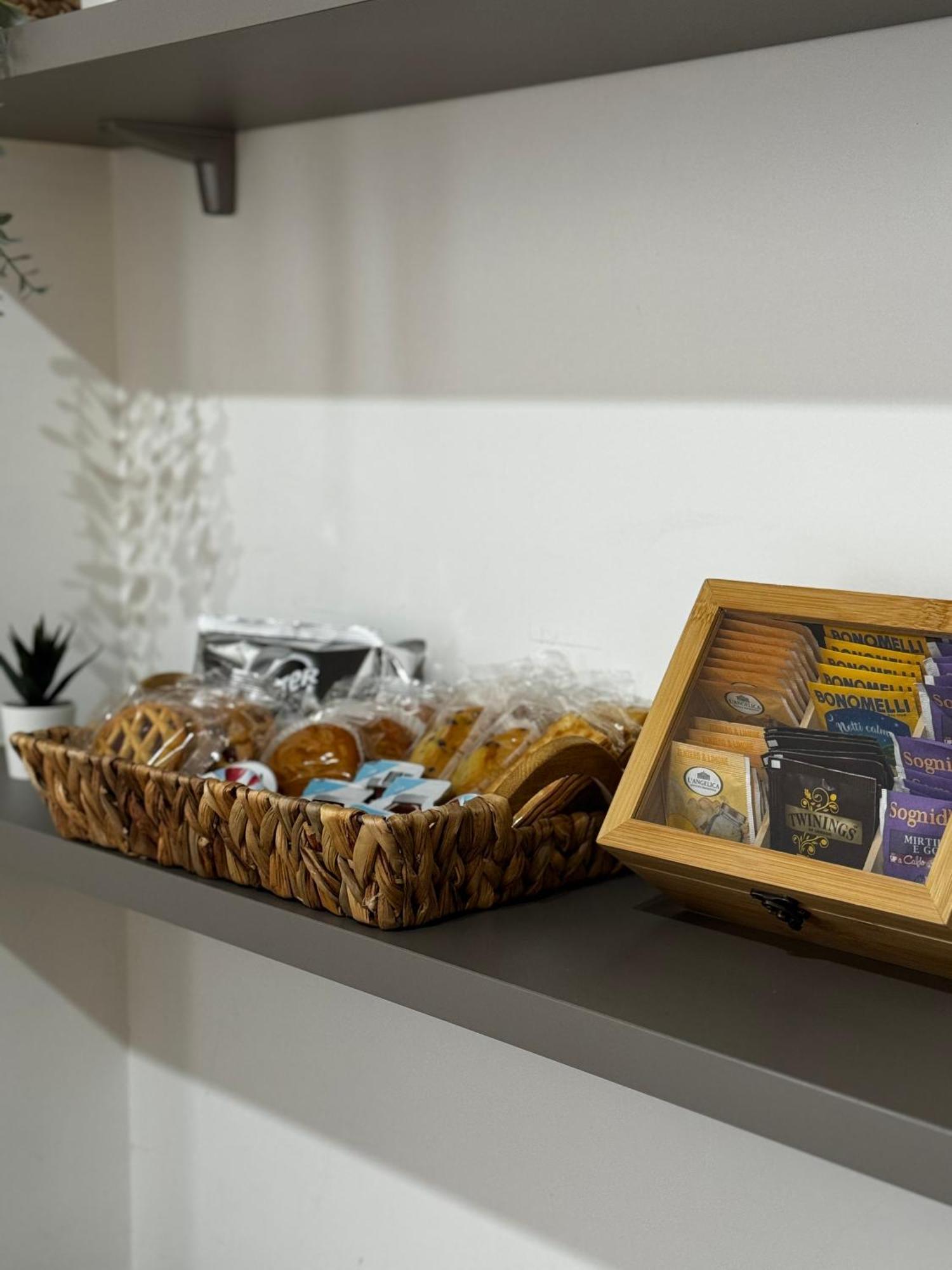 Regina Milano In Corso Lodi - Sky Tv, Wifi E Breakfast Box 아파트 외부 사진